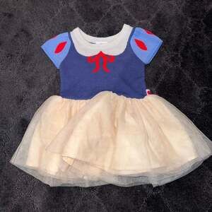 Disney Princess Snow White Cosplay Toddler Girls knit Sweater Dress Sz 18 months